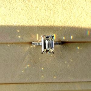 Solid 14k gold 3.5ct G VS2 lab emerald cut diamond ring